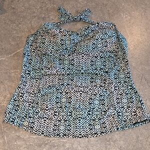 (J35) Assets By Spanx Black and White Tie Front Swim Top